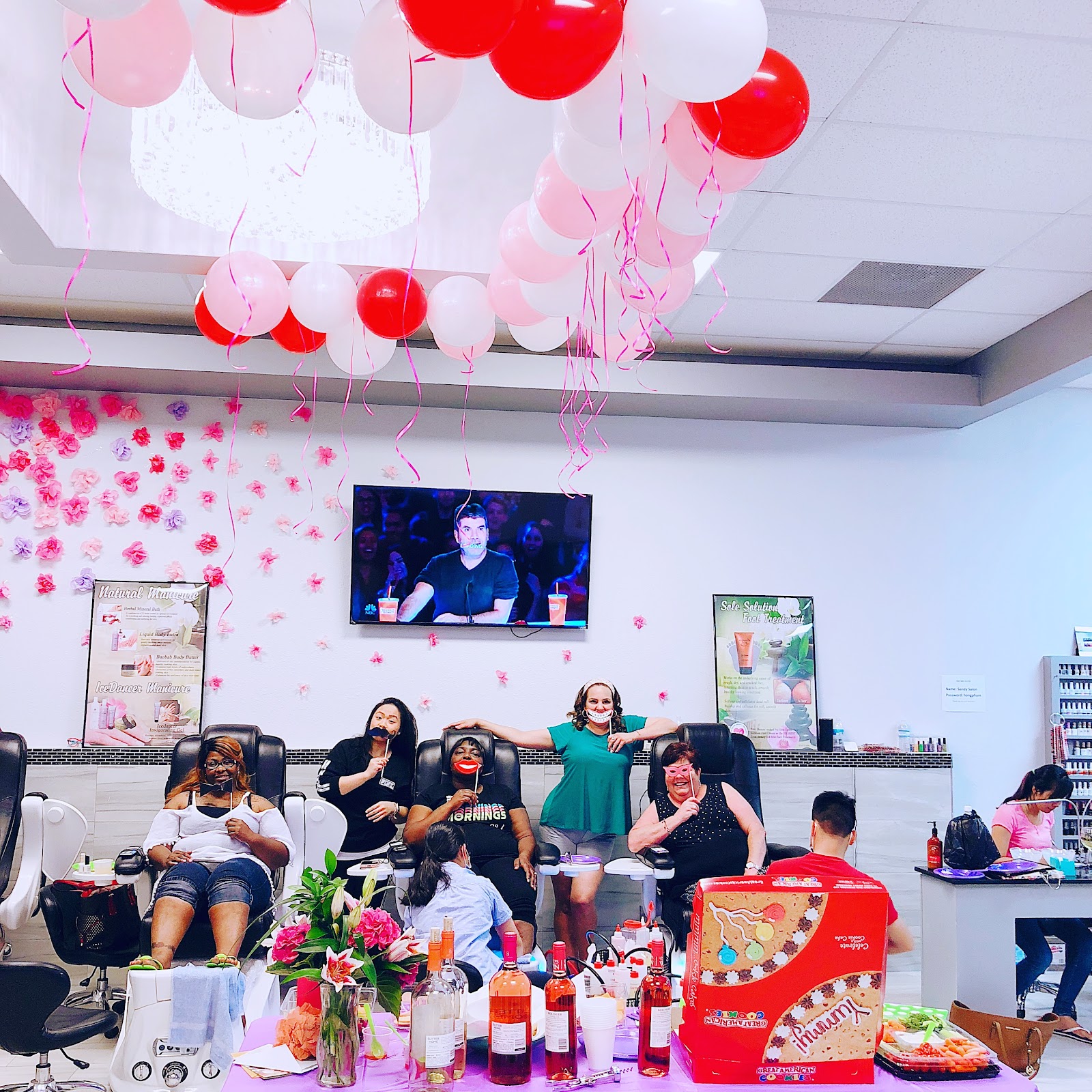 Sandy Salon Hair & Nail - Spa nail photo 3