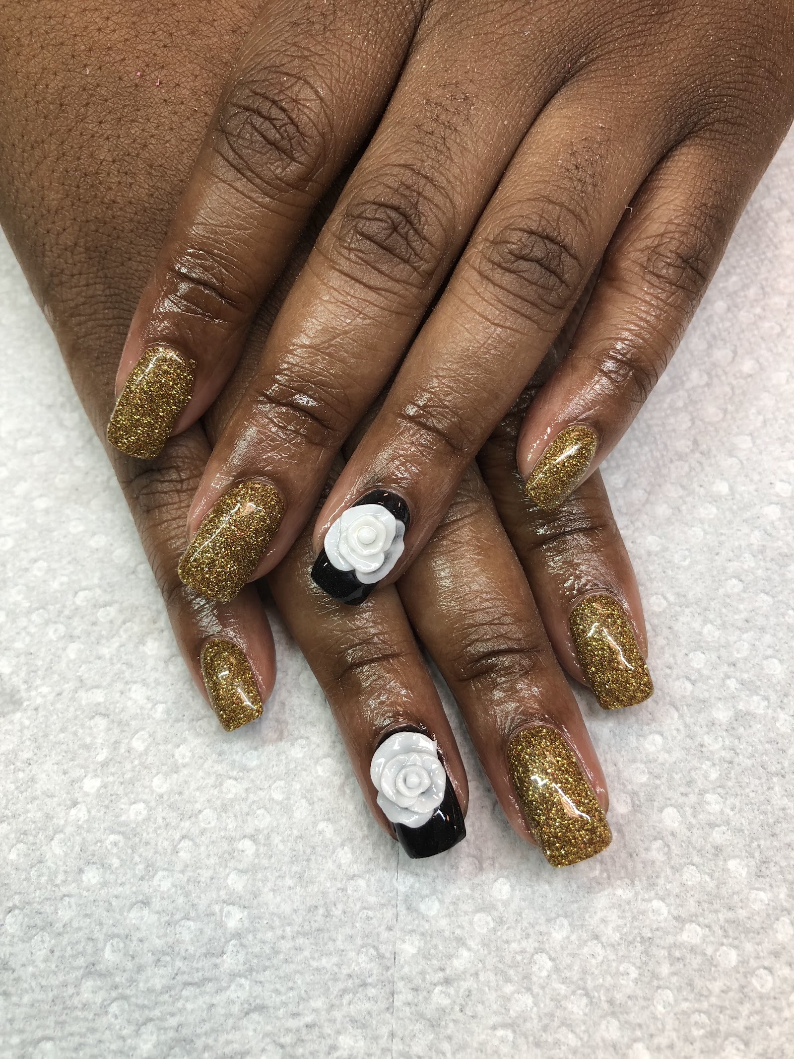 Sandy Salon Hair & Nail - Spa nail photo 6